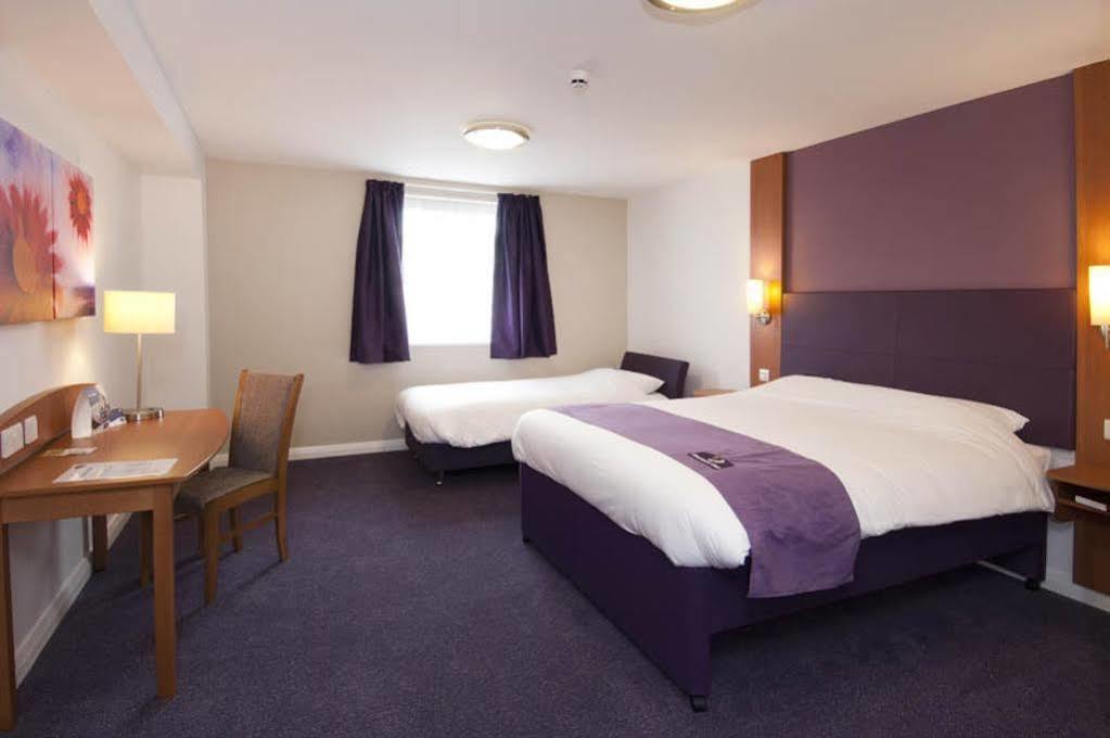 Premier Inn Chelmsford Extérieur photo